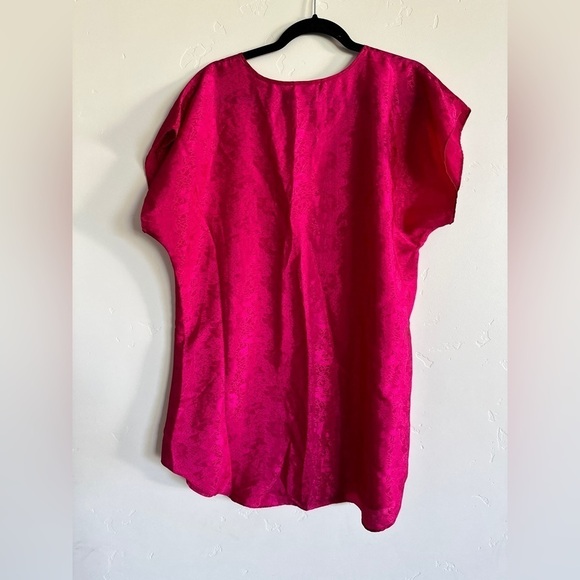 VTG California Miss hot pink nightgown flower detail size medium made in USA - Picture 2 of 8